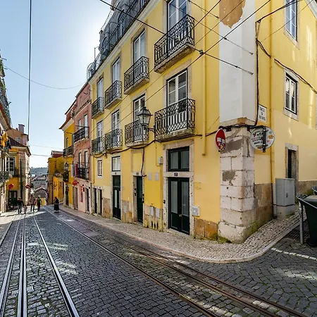 Whome The Bica Hideout Historic And Lisbon
