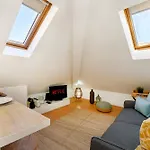 Whome The Bica Hideout Historic And Apartman